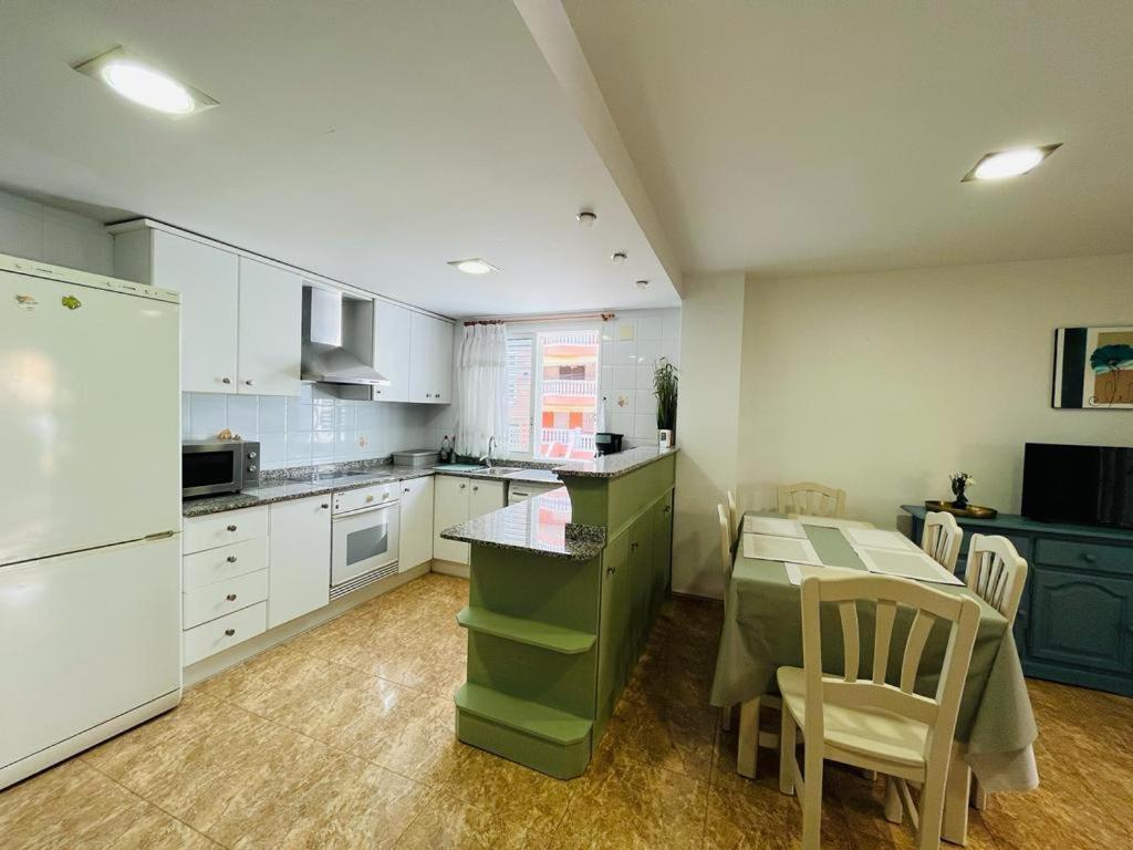 Beachfront Apartment With A Private Garden On The Ground Floor Moncófar Exteriér fotografie